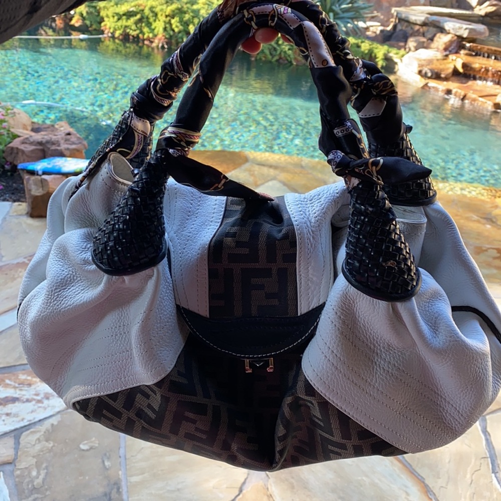 FENDI SPY BAG - Picture 2 of 16